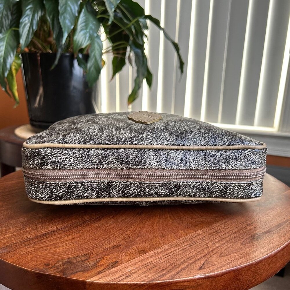 New YVES SAINT LAURENT Giraffe Print Accessory Pouch 🦒 - Picture 6 of 9